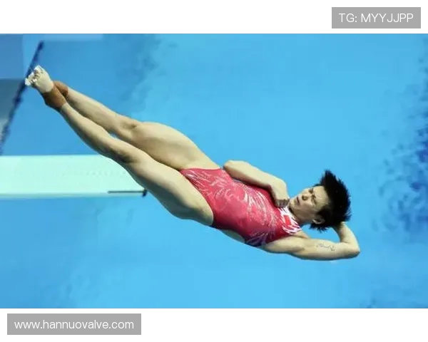 跳水运动发展历程与技巧解析：从初学到竞技的完美跃升