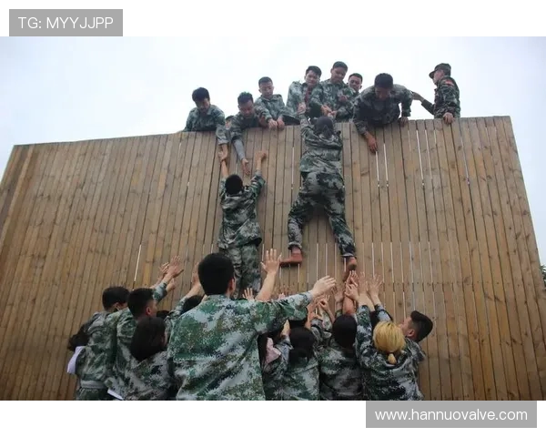 攀岩传奇李军专访揭秘成功秘诀与训练心得分享